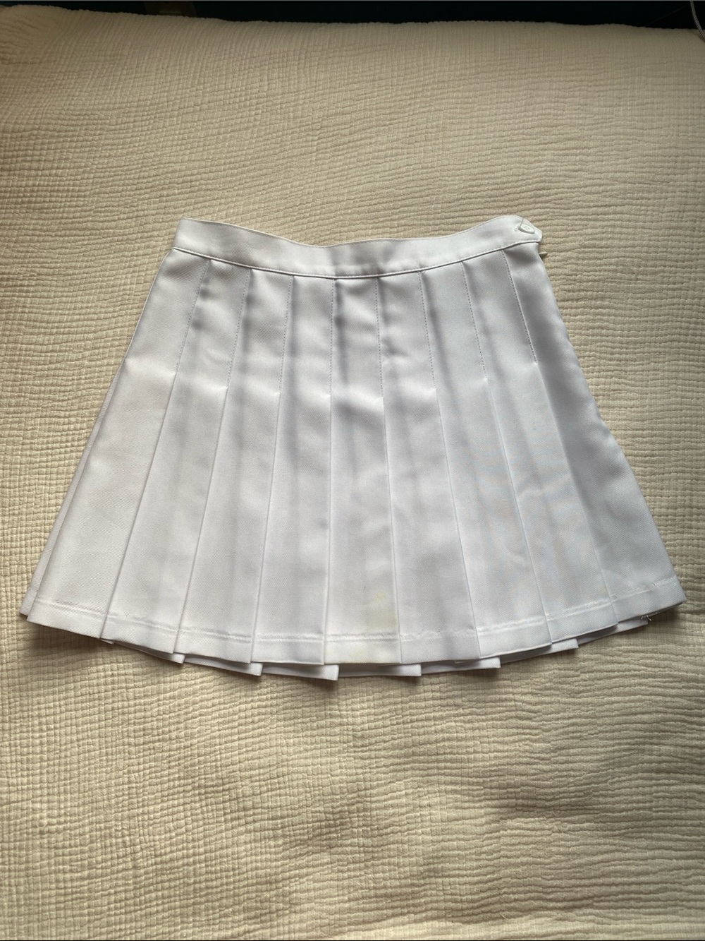 American Apparel White Pleated Mini Skirt